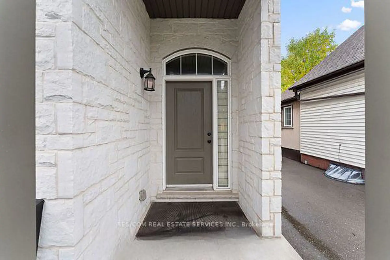 Additional image 11 of 535 Quebec Street