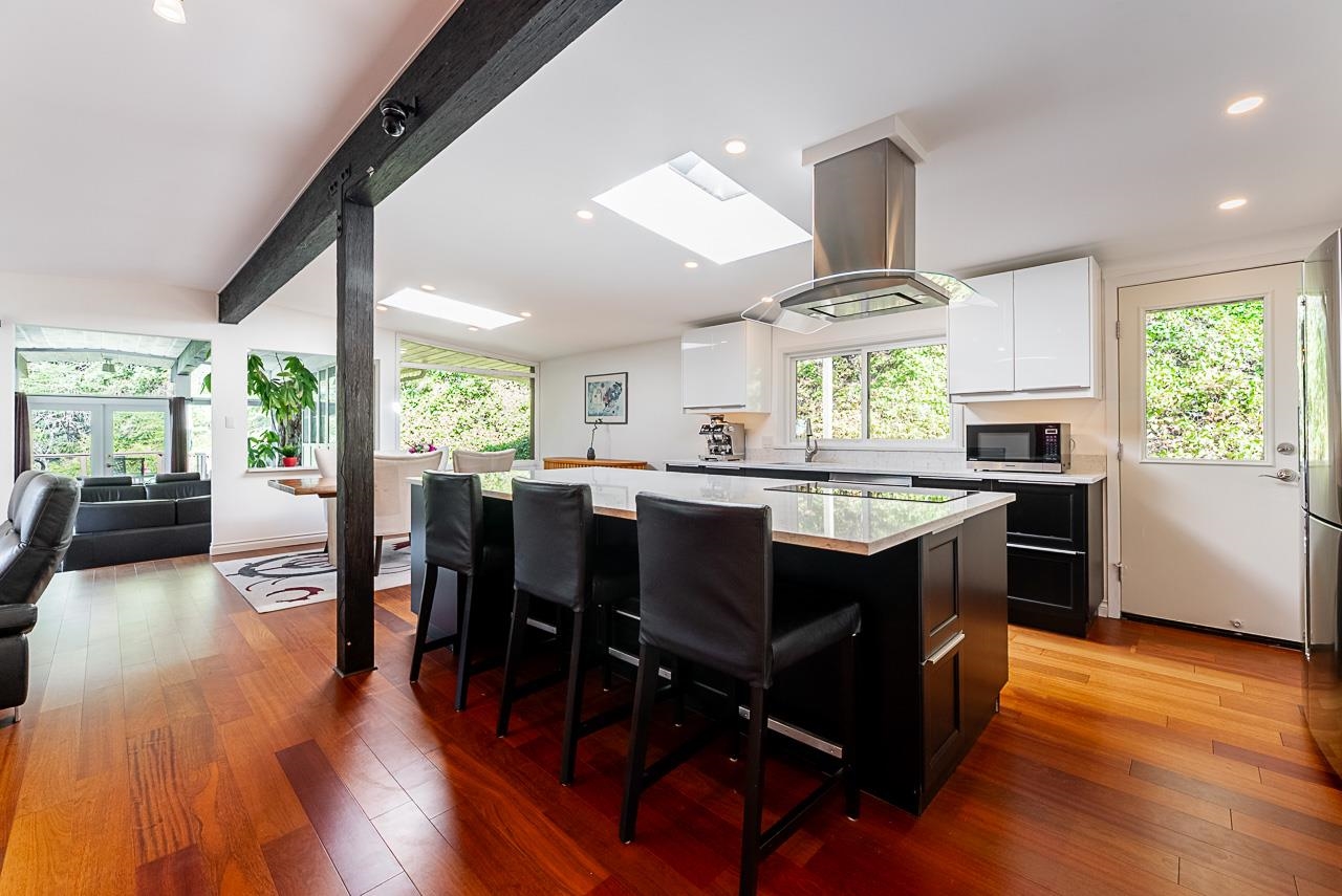 5651 Westhaven Road, West Vancouver, BC, V7W 1T5