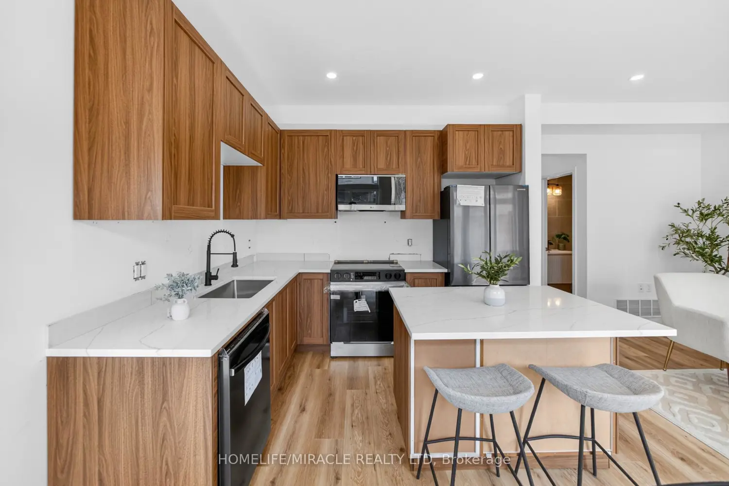 Additional image 7 of 7353 Marvel Drive