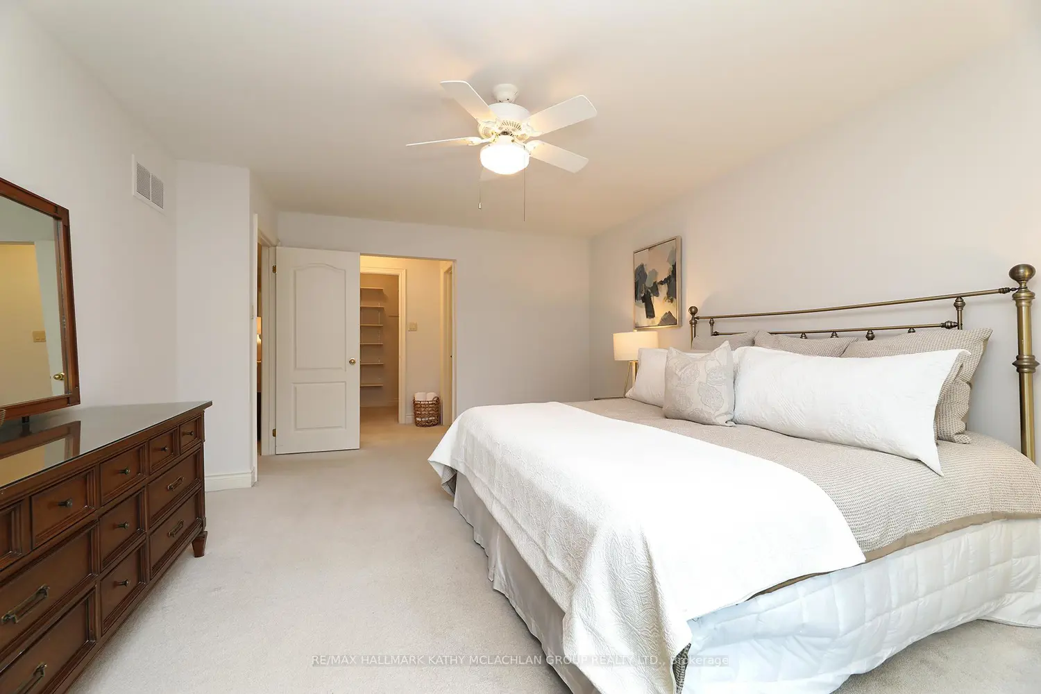 Additional image 8 of 38 Crimson Millway