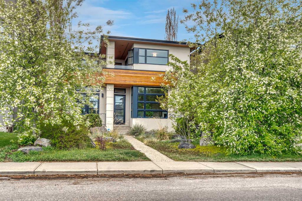 2008 38 Avenue SW, Calgary, AB, T2T 2K4