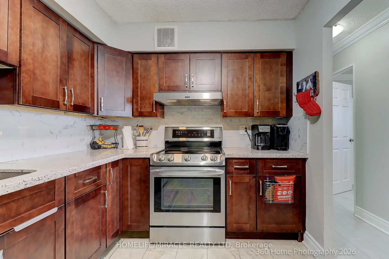 Additional image 7 of 3380 Eglinton Avenue 909