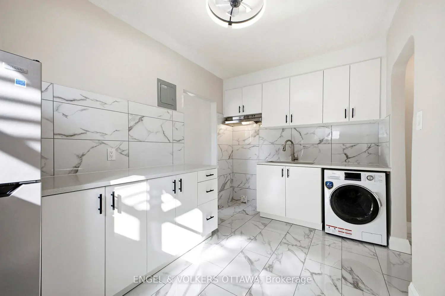 287 St Laurent Boulevard photo 4