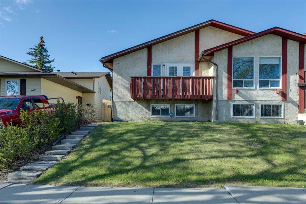 1121 Berkley Drive NW, Calgary, AB, T3K 1S6