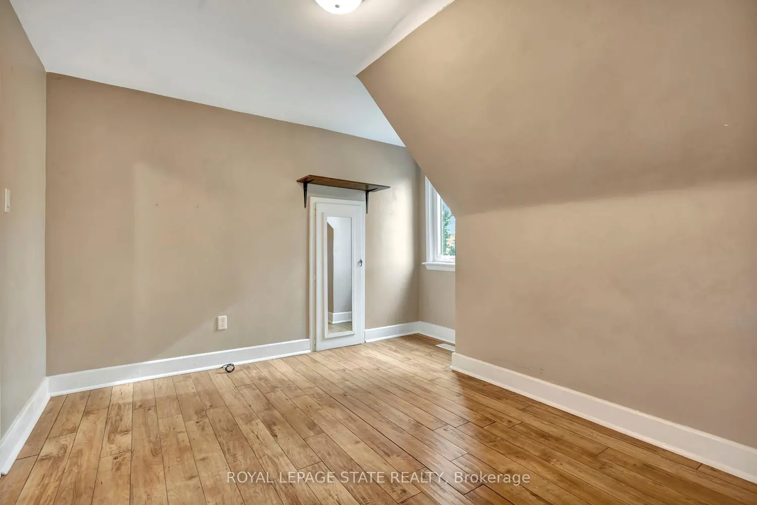 Additional image 12 of 121 King Street