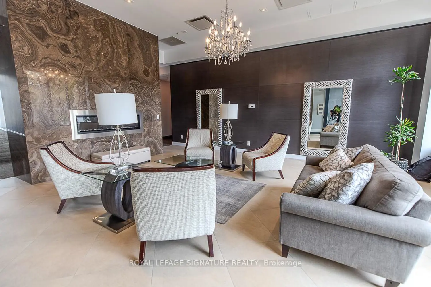 Additional image 18 of 11611 Yonge Street 516