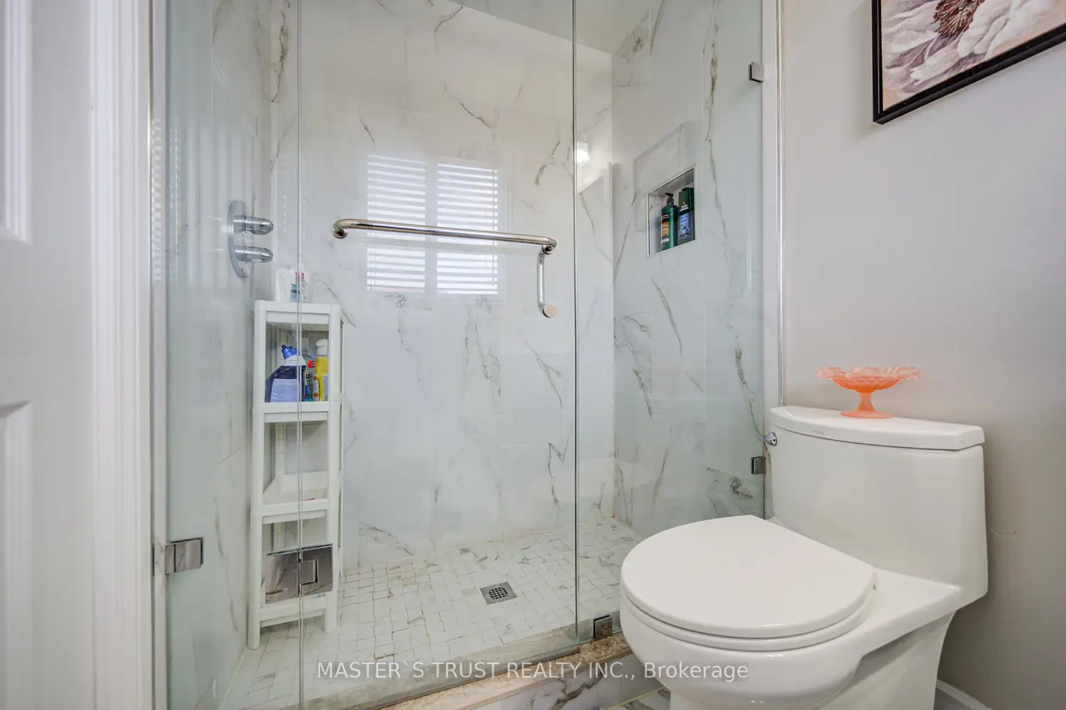 Additional image 14 of 1017 Lucerne Crescent