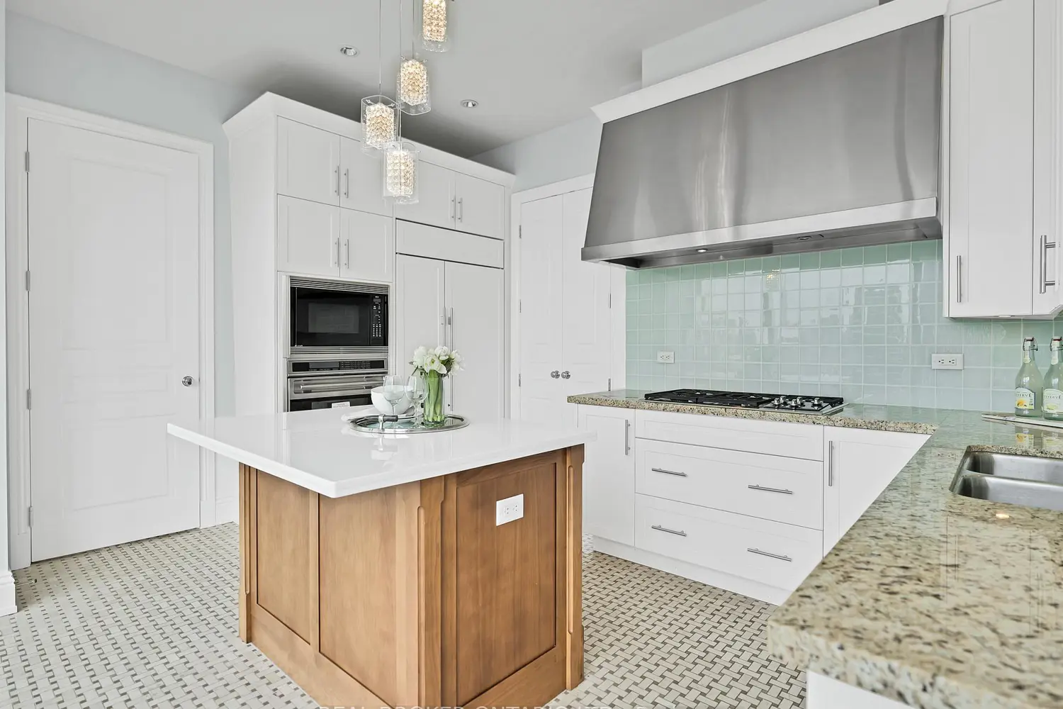 Additional image 9 of 183 Wellington Street 3803