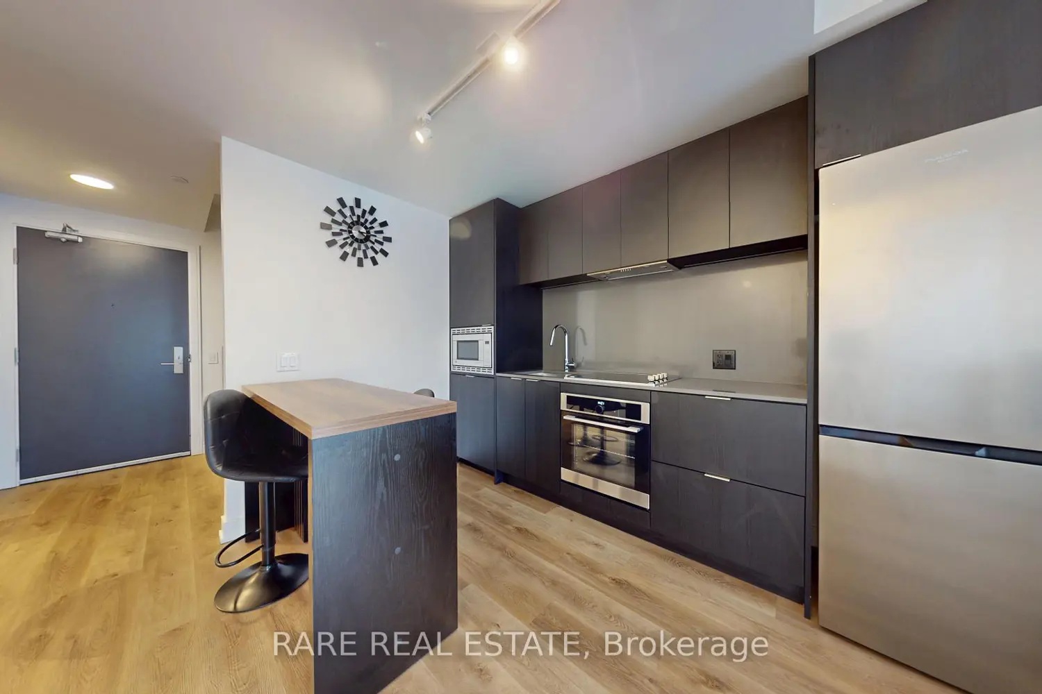 Additional image 7 of 3009 Novar Road 412