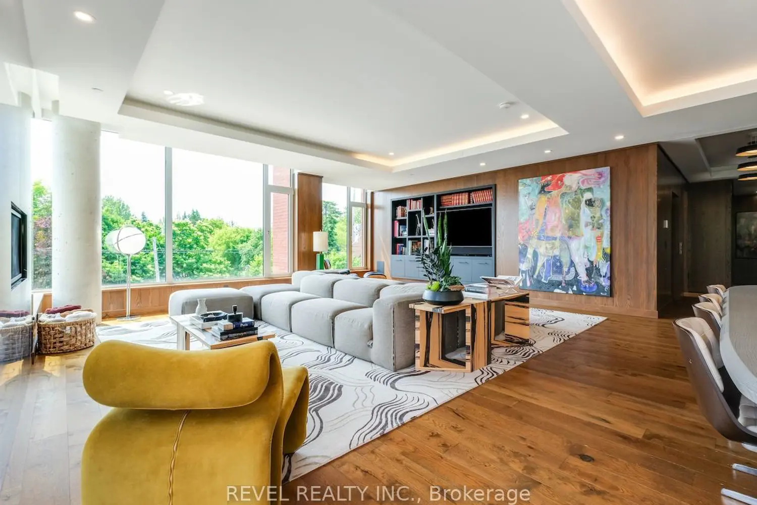 1 Fifth Avenue 205 photo 3
