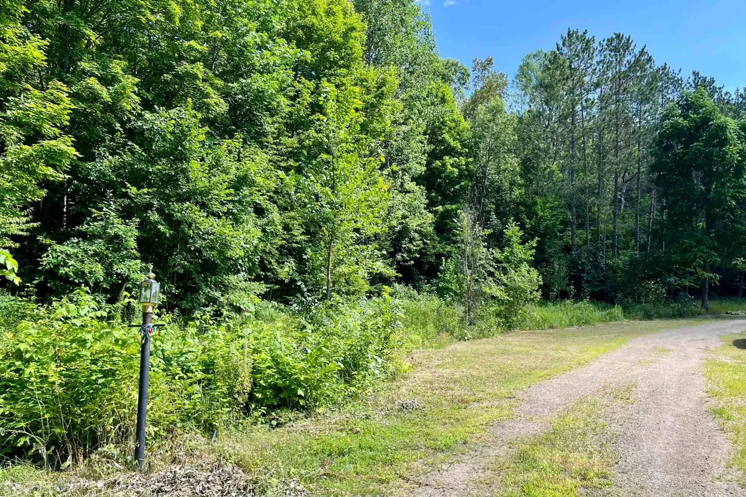 Additional image 12 of 19626 41 Highway
