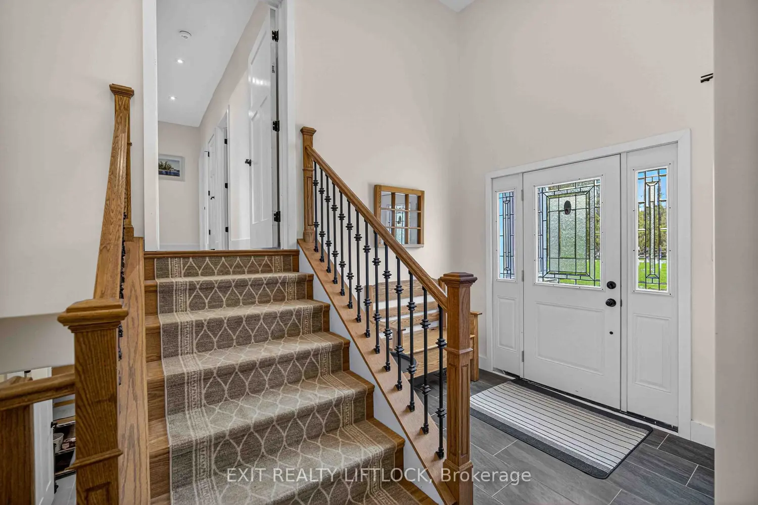 1479 Webster Road photo 2