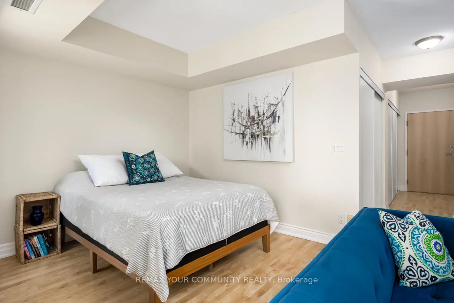 Additional image 8 of 8 Scollard Street 1108