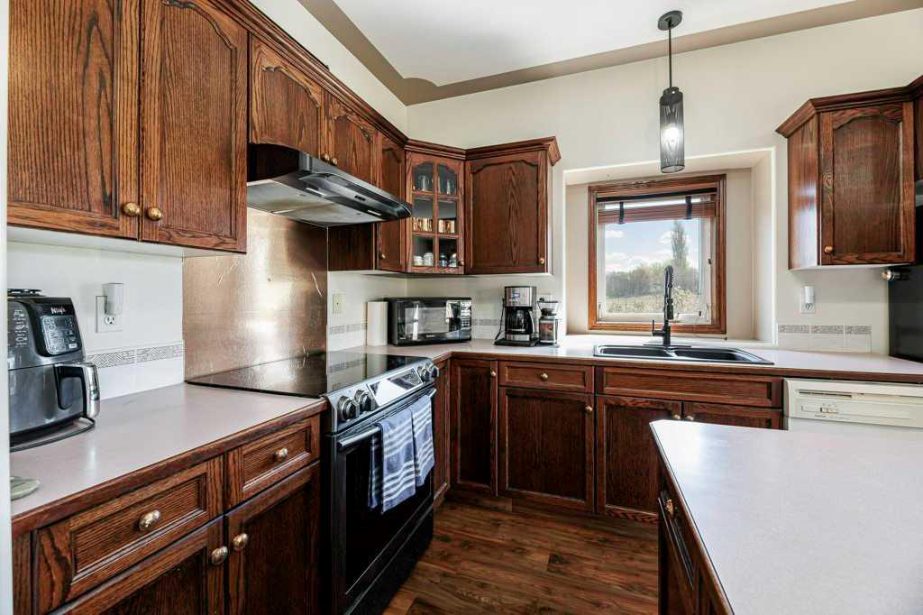 Additional image 6 of 299 Cornett Drive, Red Deer, AB, T4P 3R9