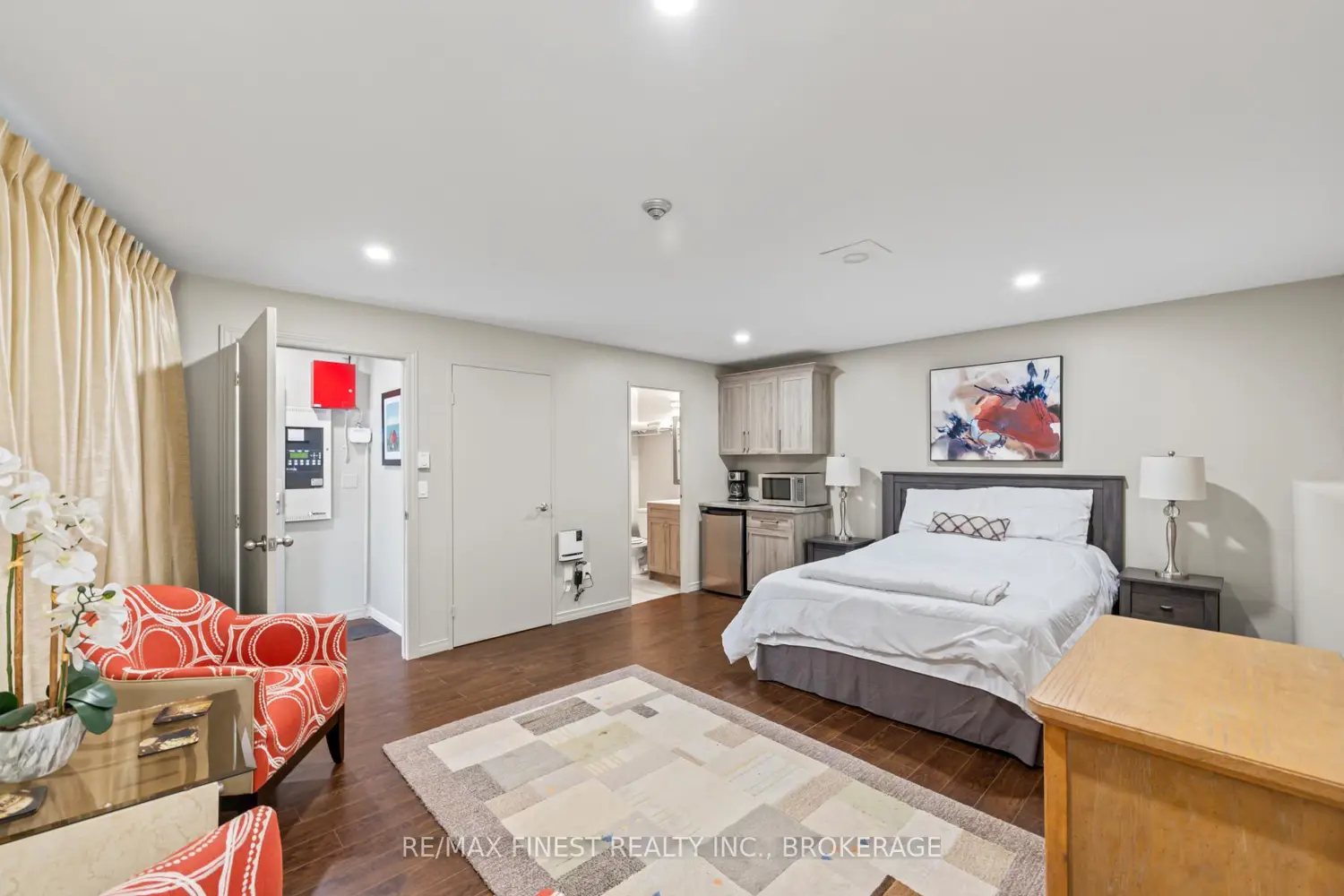Additional image 17 of 334 Queen Mary Road 407