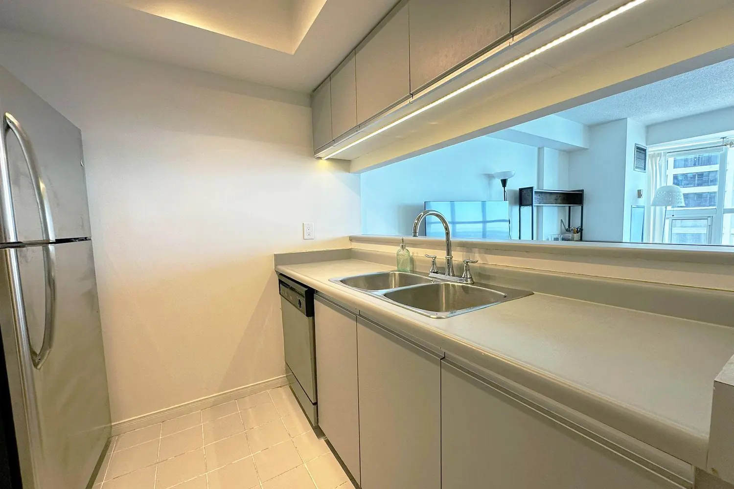 Additional image 10 of 77 Harbour Square 3005