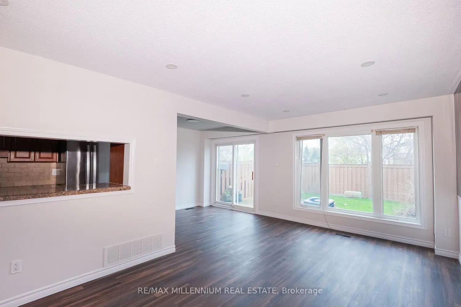 Additional image 4 of 87 Carisbrooke Court 87