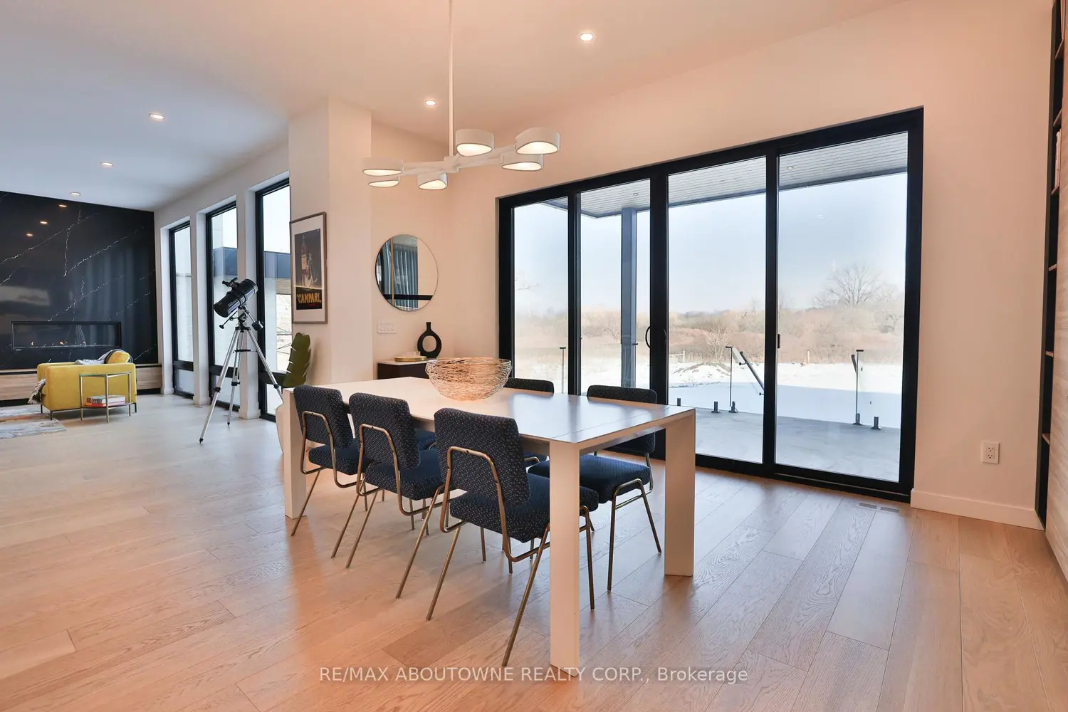 Additional image 4 of 70 Upper Mount Albion Road