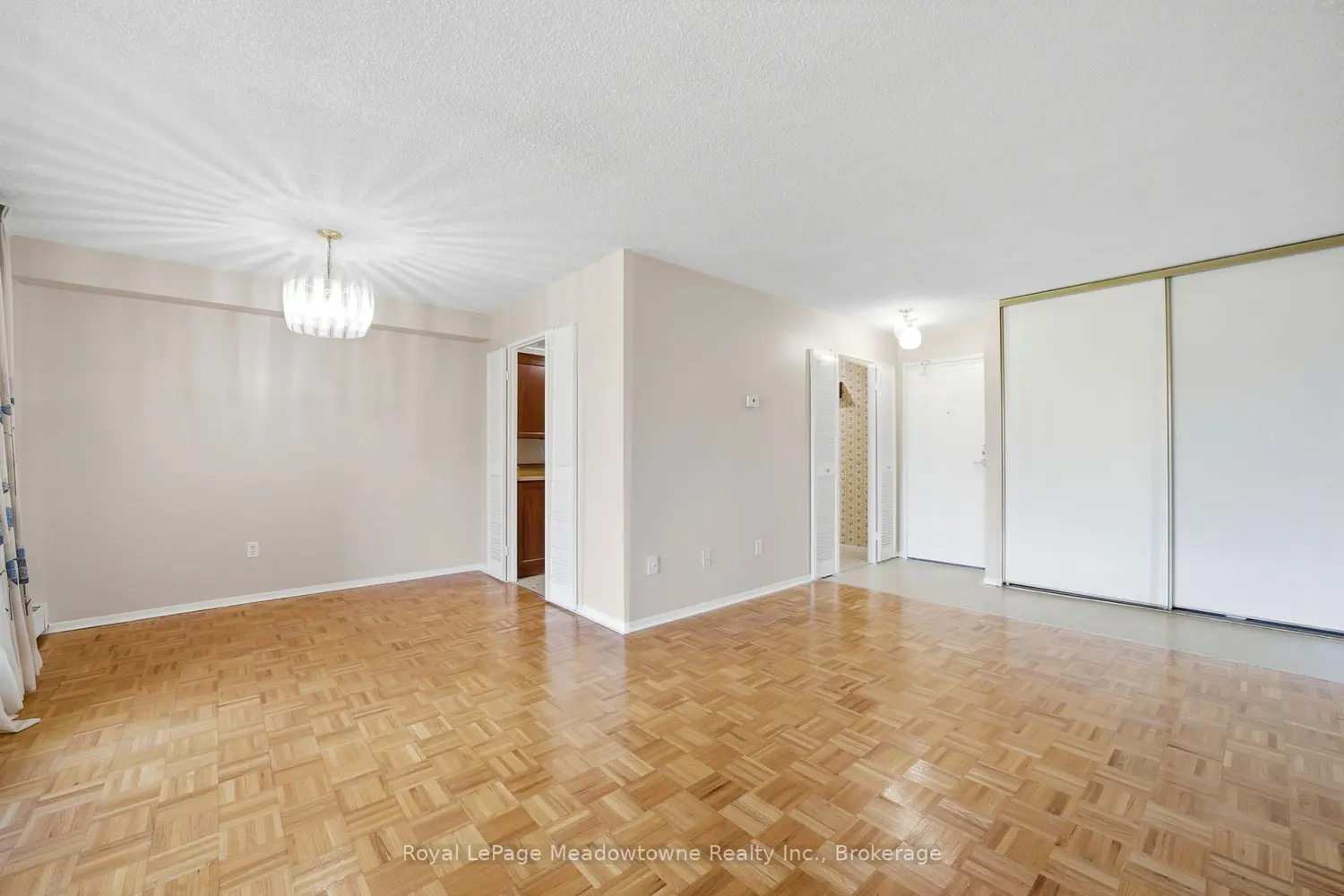 Additional image 9 of 2929 Aquitaine Avenue 215