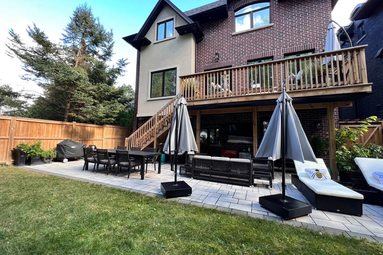 Additional image 19 of 1060 Kipling Avenue