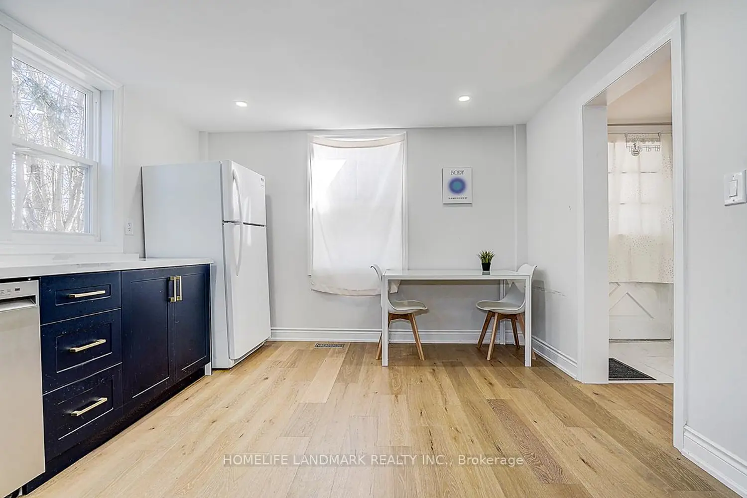 Additional image 6 of 18846 Leslie Street