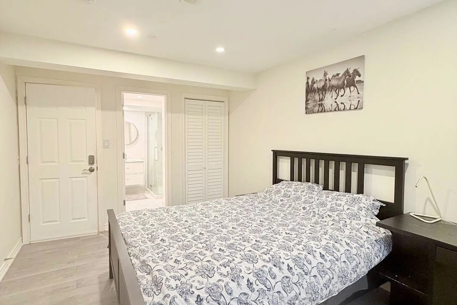 Additional image 14 of 2263 Harcourt Crescent