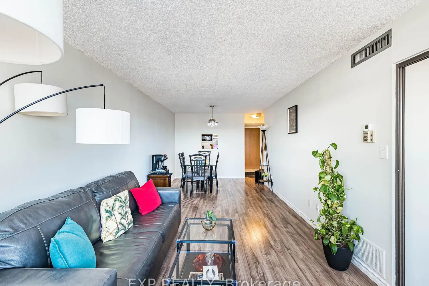 Additional image 6 of 25 Agnes Street 907