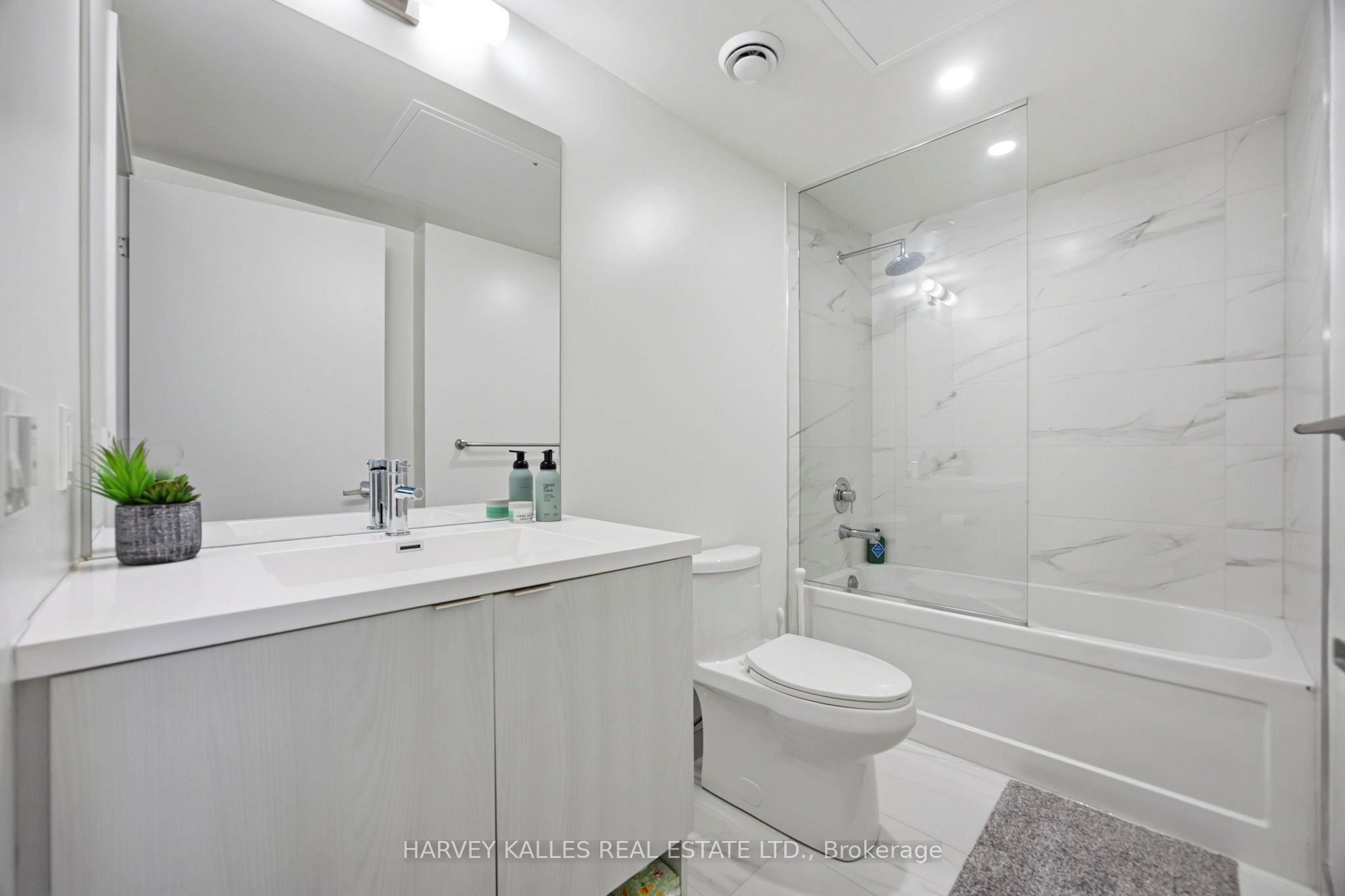 Additional image 5 of 4709-138 Downes Street, Toronto, ON, M5E 0E4