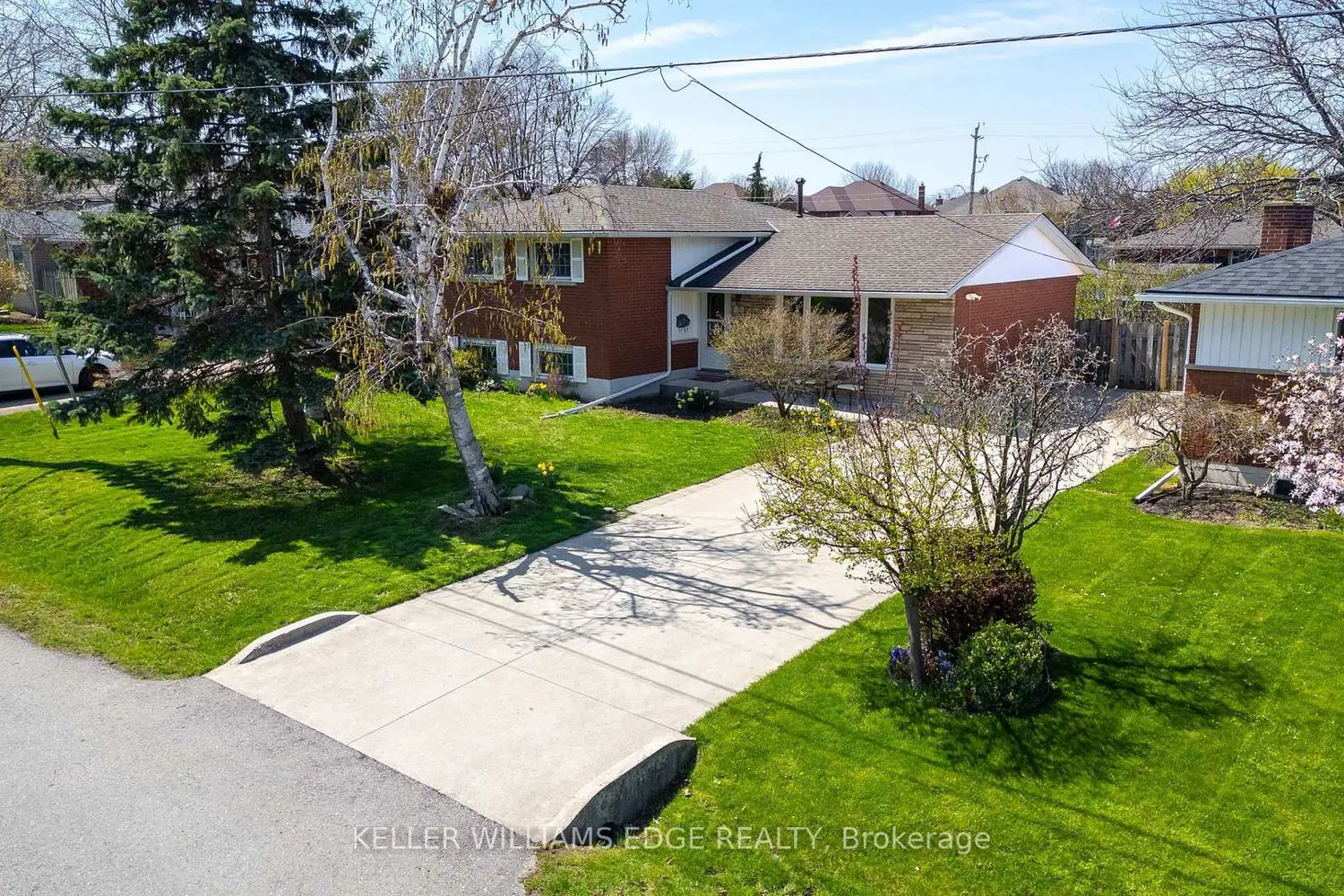 156 Lakeside Drive