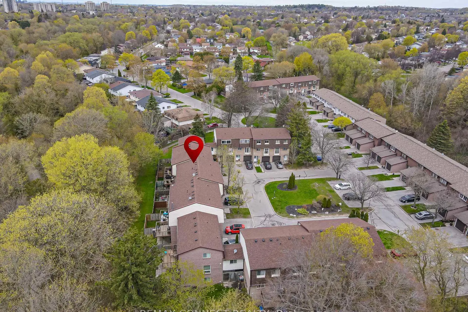 Additional image 11 of 350 Camelot Court 37