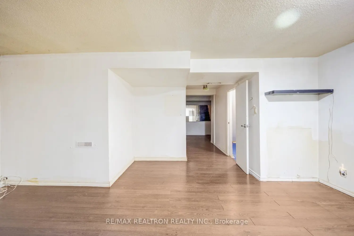 Additional image 18 of 250 John Garland Boulevard 106