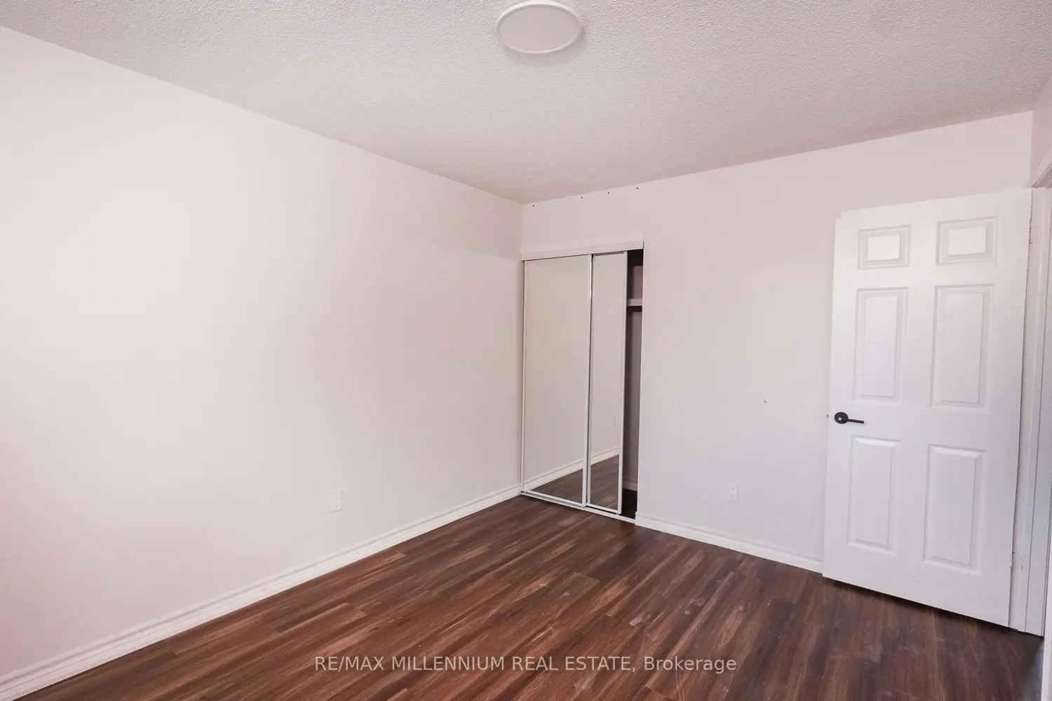 Additional image 14 of 87 Carisbrooke Court 87