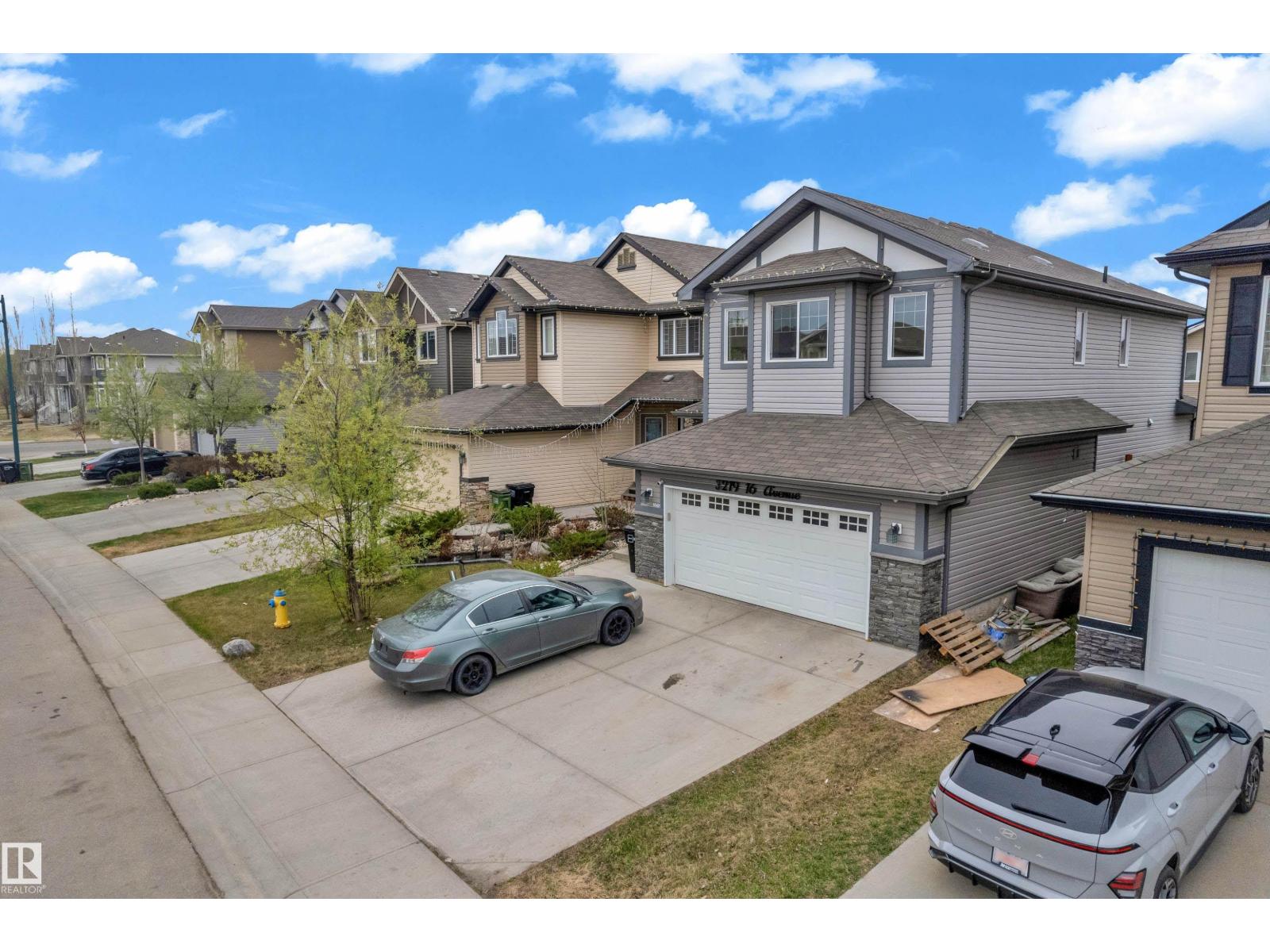 Additional image 2 of 3219 16 Avenue NW, Edmonton, AB, T6T0T8