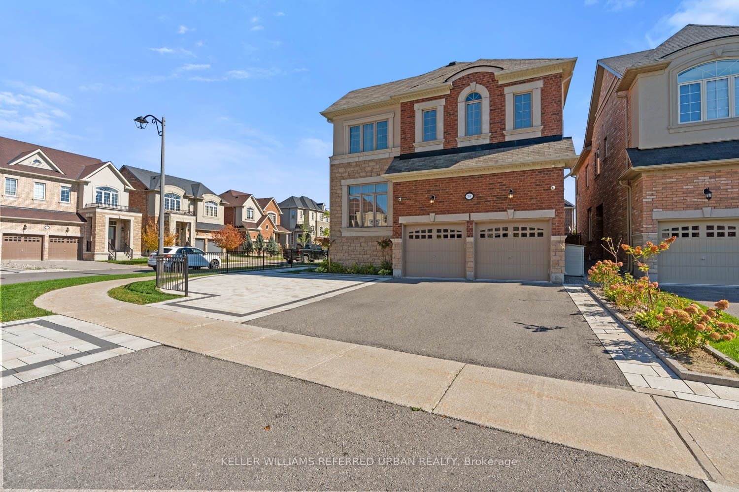 79 Chaiwood Court, Vaughan, ON, L6A 0V9