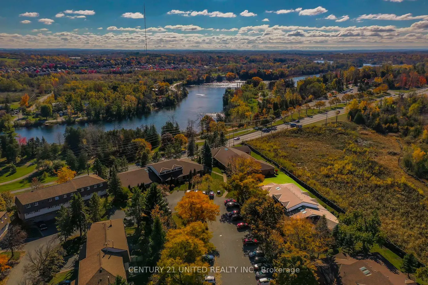 Additional image 17 of 36 Champlain Crescent 15