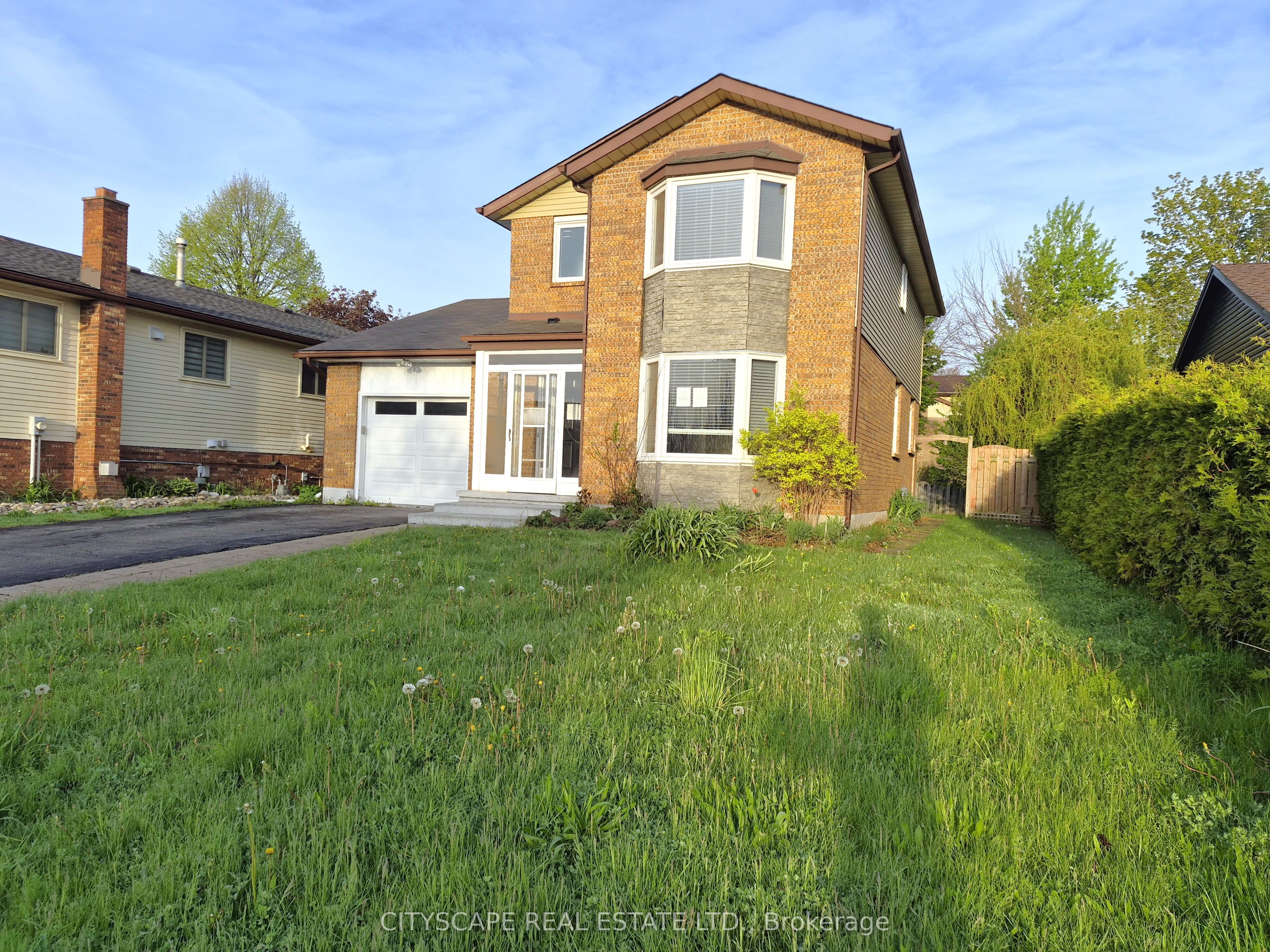 11 Ashely Court, Kitchener, ON, N2E 2Z6