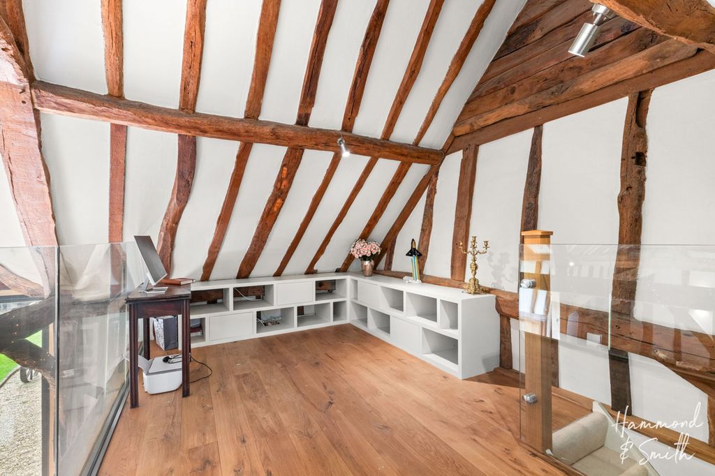 Additional image 25 of 6 bed barn conversion to rentWoodside, Epping CM16