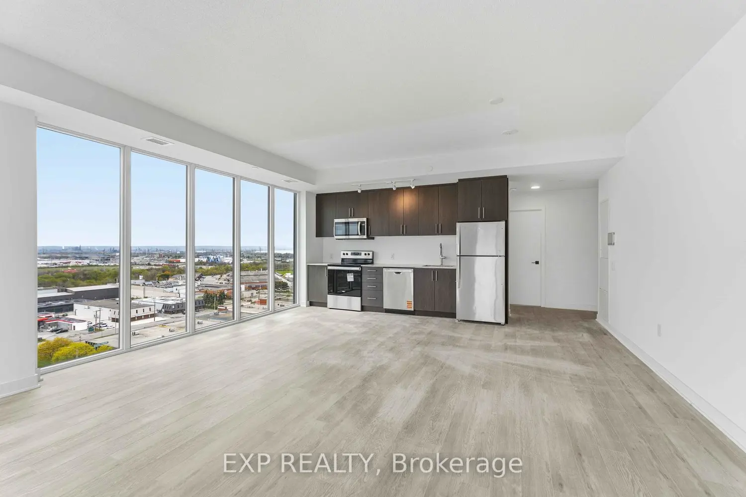 Additional image 5 of 2782 Barton Street 1306