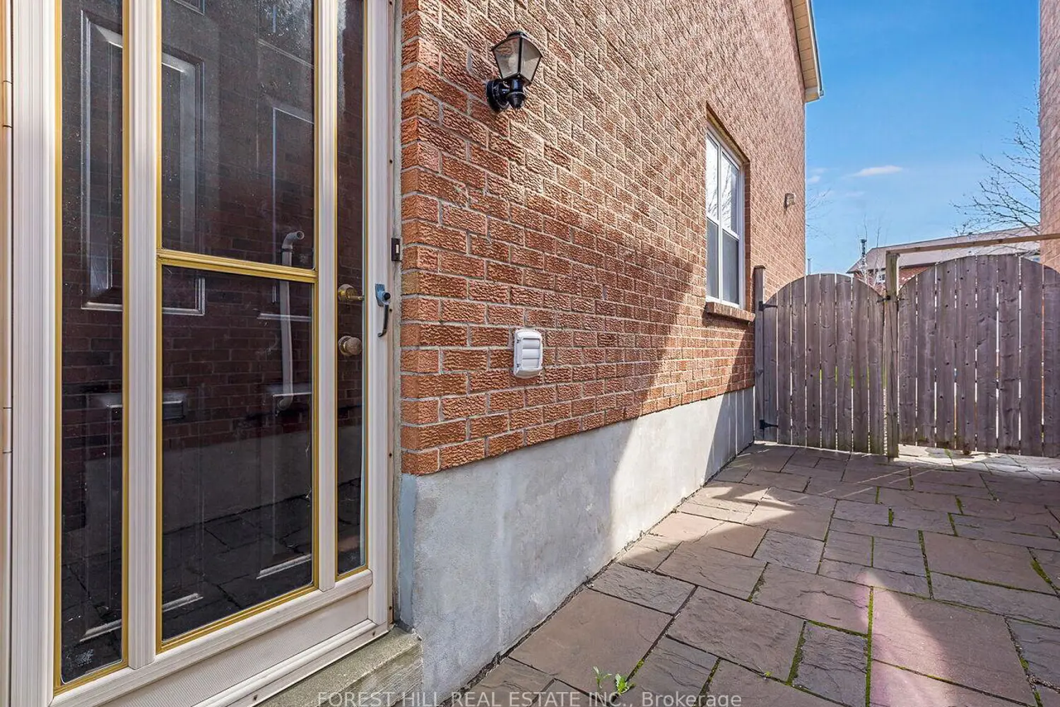 Additional image 17 of 4174 Rossland Crescent