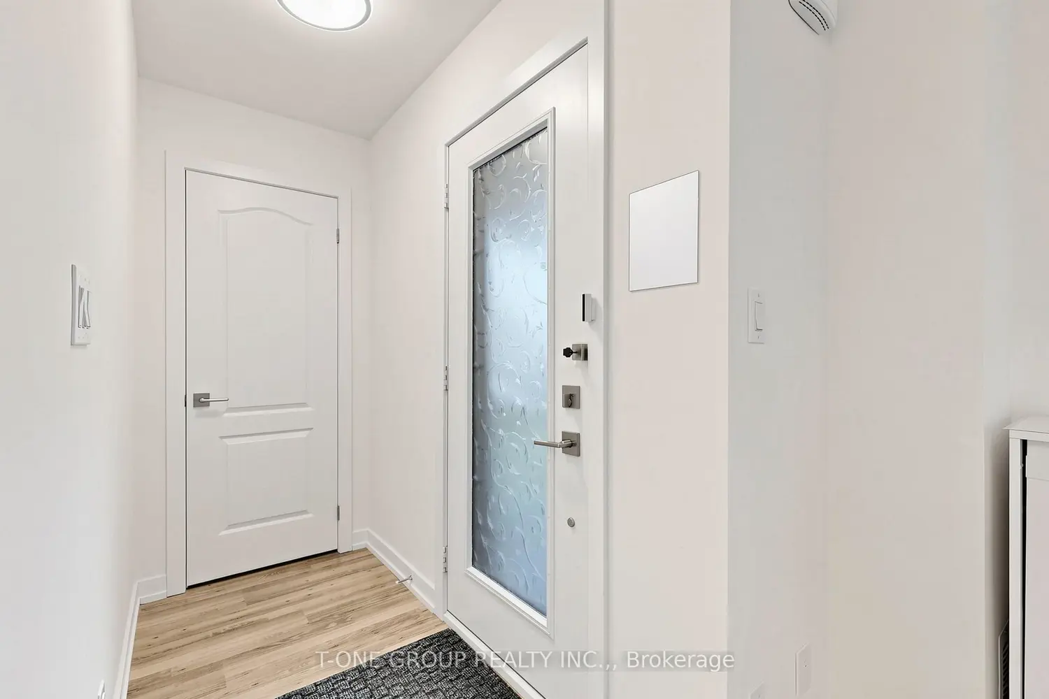 Additional image 17 of 370 Red Maple Road 106