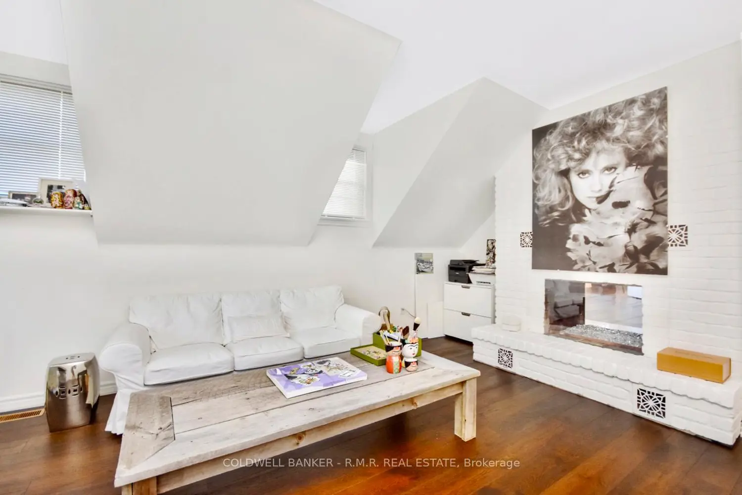 Additional image 12 of 10 Armitage Avenue