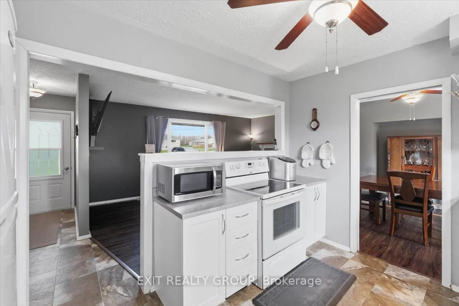 Additional image 9 of 196 Elmwood Drive