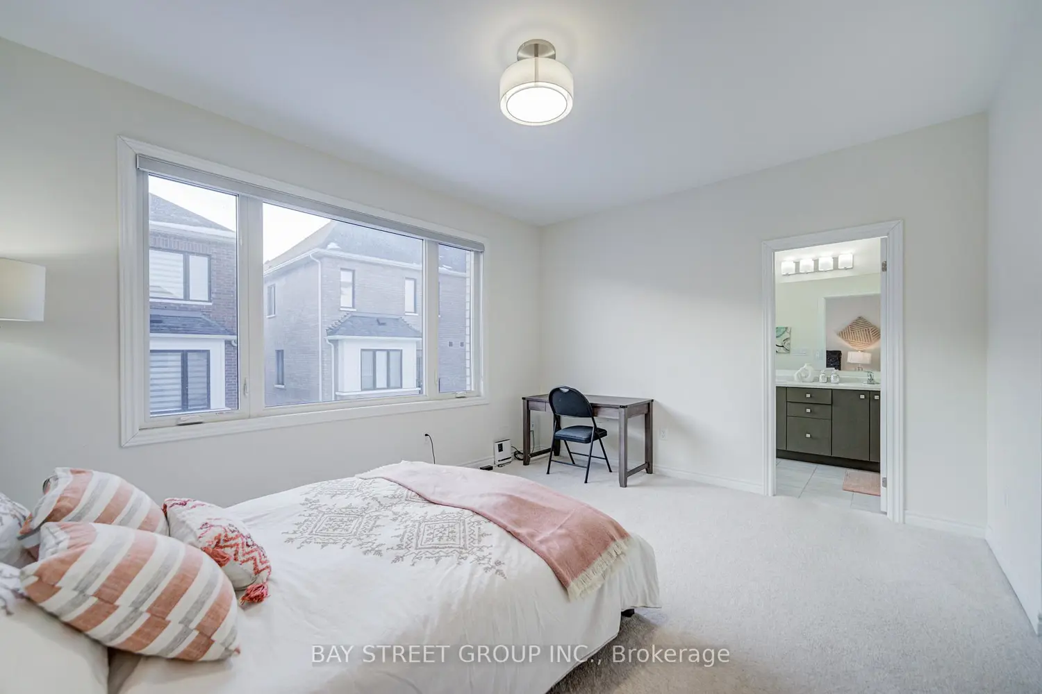 Additional image 11 of 2916 Nakina Street