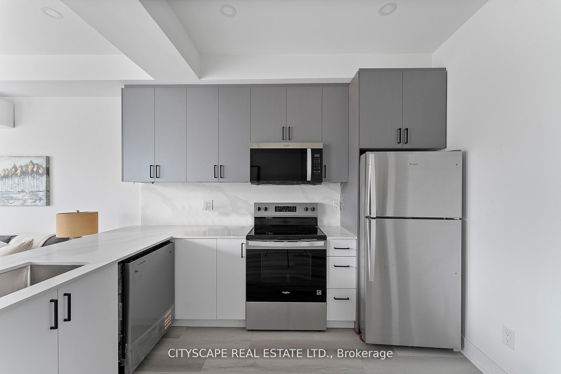 Additional image 5 of 4 Upper-587 Oakwood Avenue, Toronto, ON, M6E 2X8