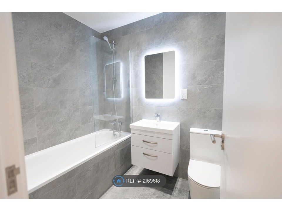 Additional image 11 of 2 bed flat to rentThe Headlands, Penryn TR10