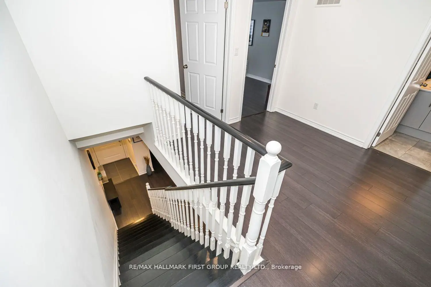 Additional image 12 of 1040 Elton Way 10