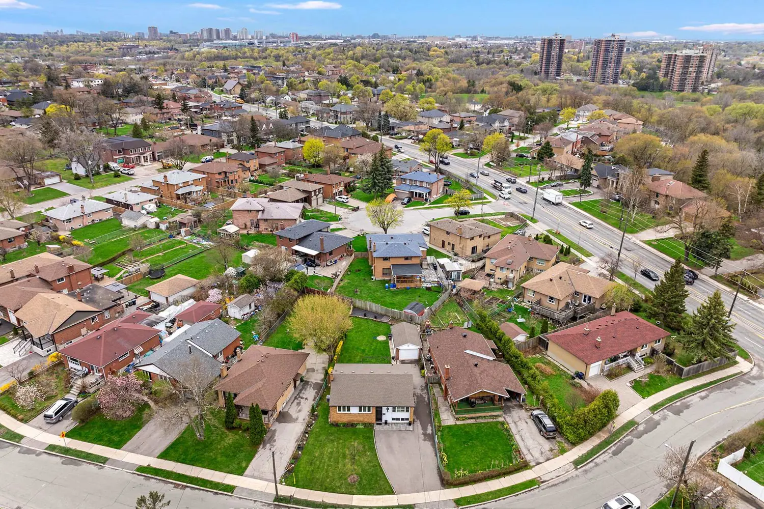 Additional image 16 of 136 Strathburn Boulevard