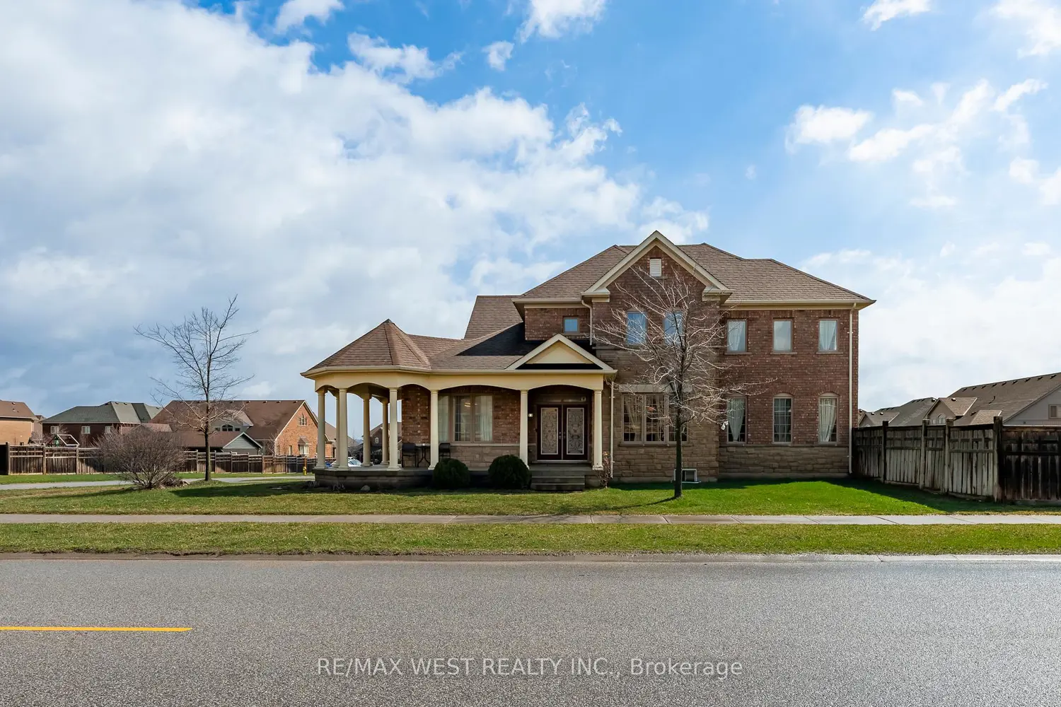Additional image 18 of 10 Stonegate Avenue