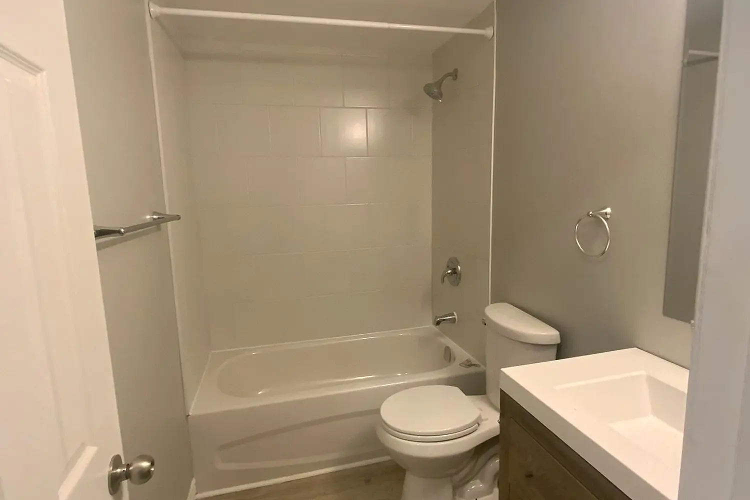 Additional image 17 of 313 East 33Rd Street