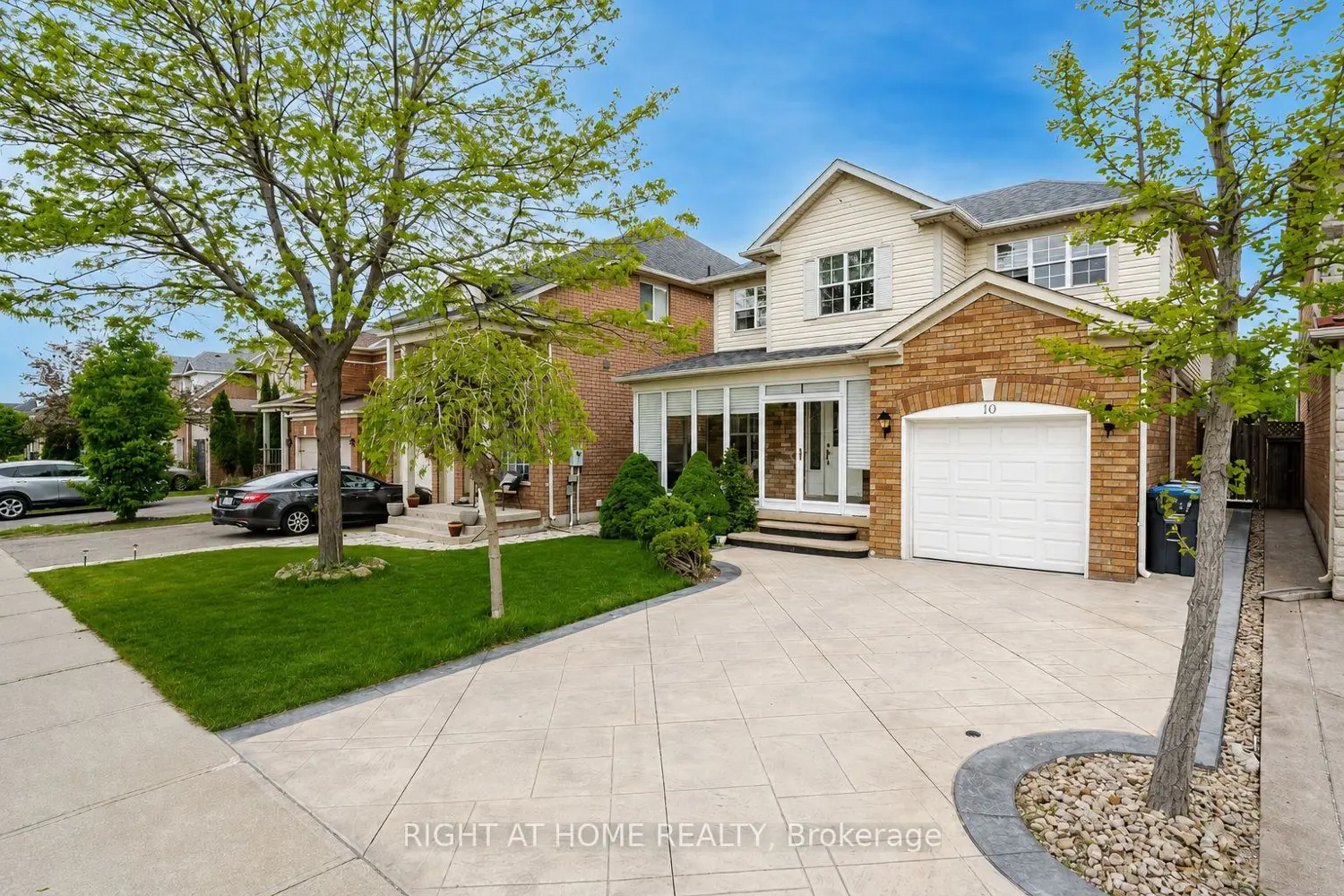 Additional image 2 of 10 Charleswood Circle